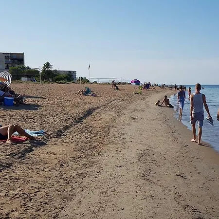 76m2 Sur La Plage Direct 아파트
