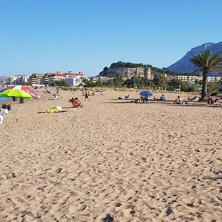 76m2 Sur La Plage Direct 아파트 *
